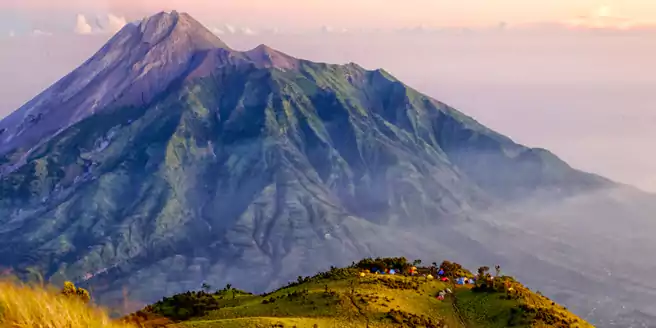 Gunung Paling Indah Di Indonesia - Gunung Merbabu