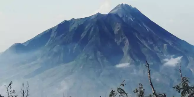 Gunung Tertinggi Di Pulau Jawa No 8 Gunung Merbabu