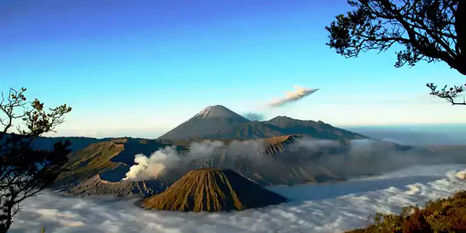 Gunung Tertinggi Di Pulau Jawa