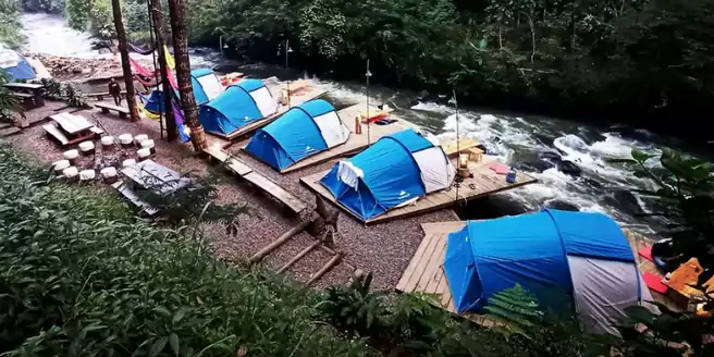 Pineus Tilu Riverside Camping Pangalengan