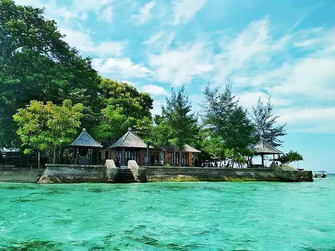 Pantai Di Sekitar Makassar Pulau Samalona