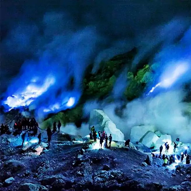 Fenomena Blue Fire Di Gunung Ijen