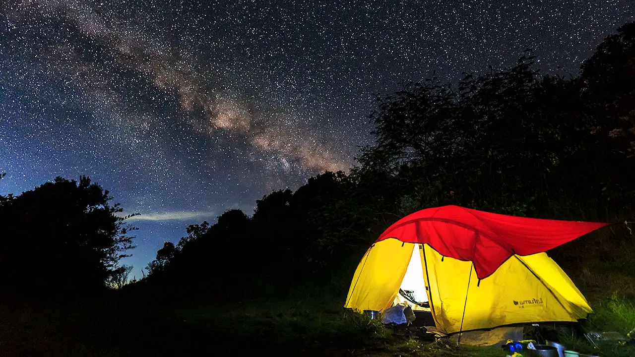 Tempat Camping Terbaik Di Indonesia Yang Lagi Hits