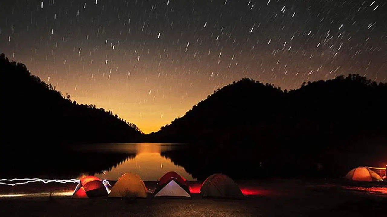 Tempat Camping Terindah Di Lumajang Yang Lagi Hits