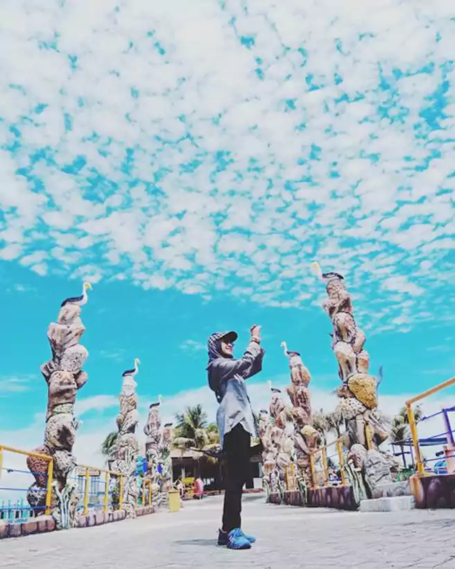 Tempat Selfie Cantik Di Wisata Bahari Lamongan Wbl