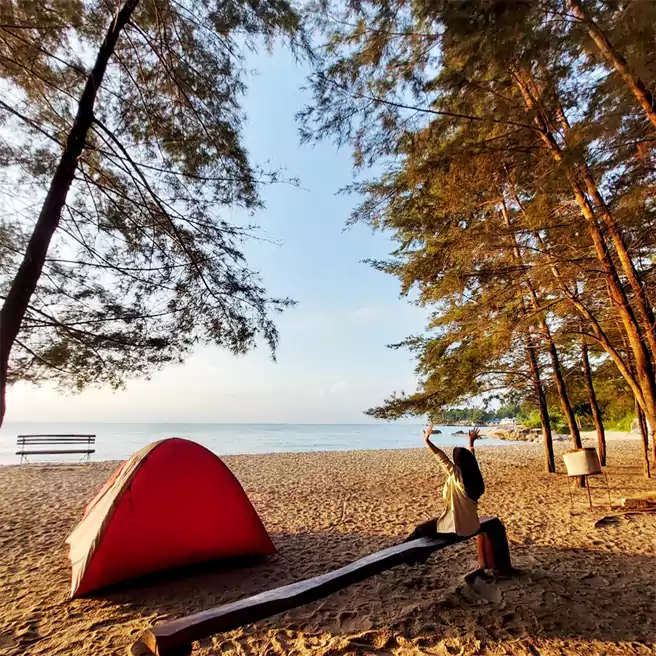 Keindahan Pantai Tikus Emas Bangka Belitung