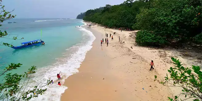 Rekomendasi Pantai Terpopuler Di Sekitar Cirebon