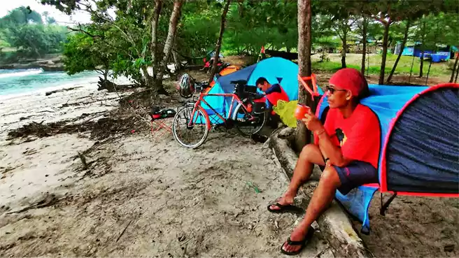 Tempat Camping Di Tulungagung Pantai Coro Tulungagung