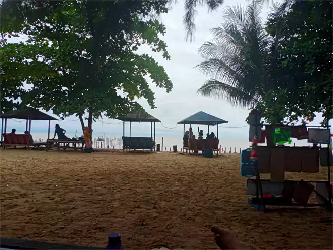 Tempat Camping Di Tarakan Binalatung Beach