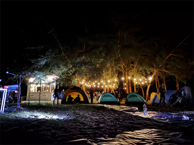 Tempat Camping Di Tarakan Pagi Dan Senja Beach