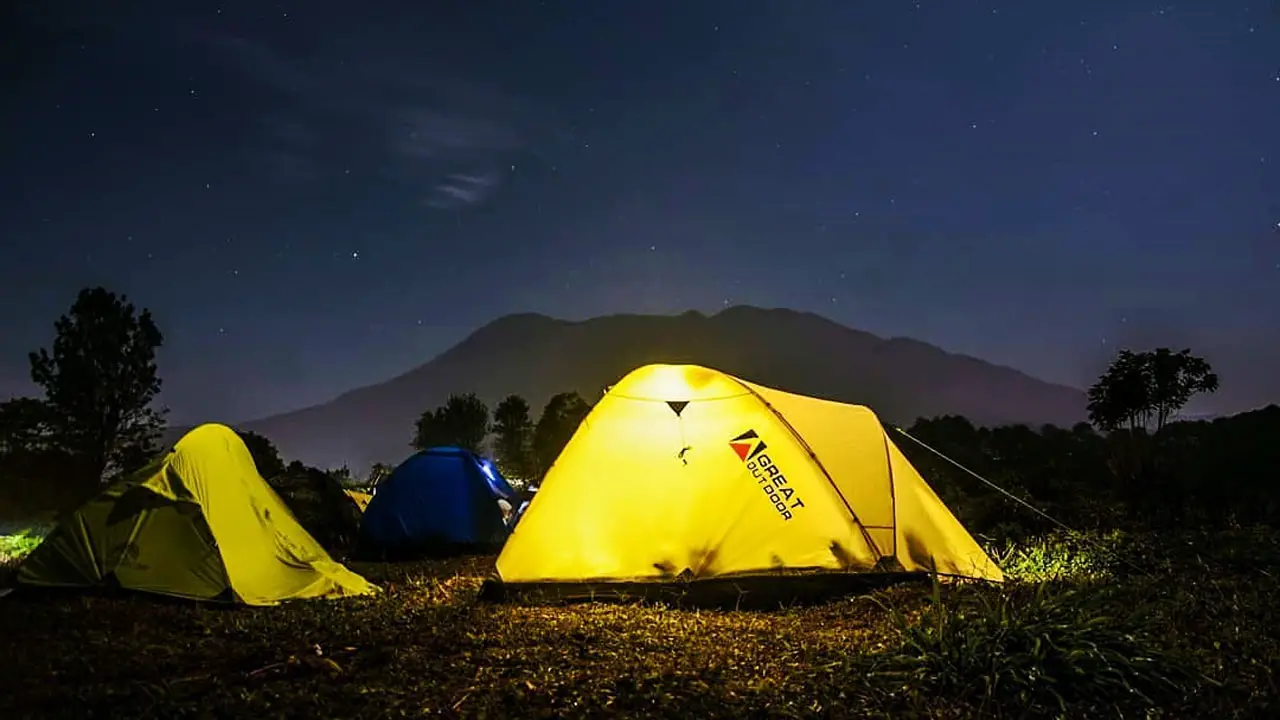 Review Camping Gayatri Lokasi, Harga Tiket Masuk, Foto Dan Kelebihannya