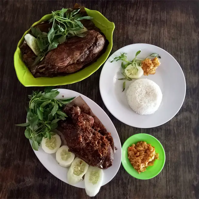 Kuliner Bangkalan Bebek Songkem Pak Salim