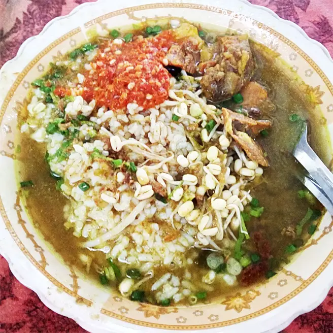 Kuliner Jombang Soto Dok Cak Kadar