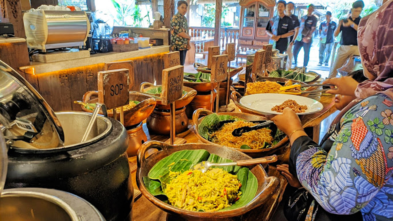 Wedang Kopi Prambanan Meresapi Kesempurnaan Kopi Dan Kuliner Tradisional Jawa